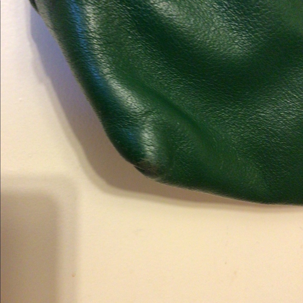 Dooney &Bourke  Dillen grained leather hobo bag with adjustable strap - Picture 8 of 14